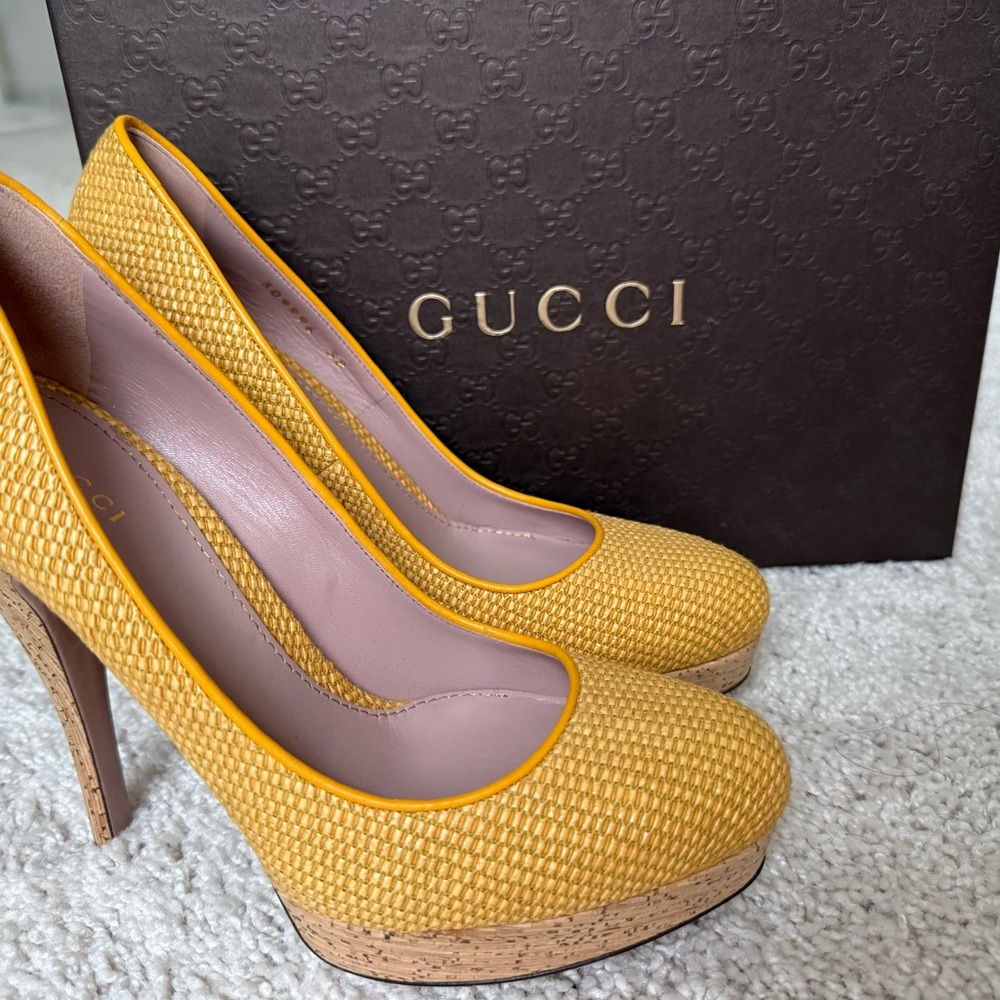 Gucci Yellow Textured Pumps